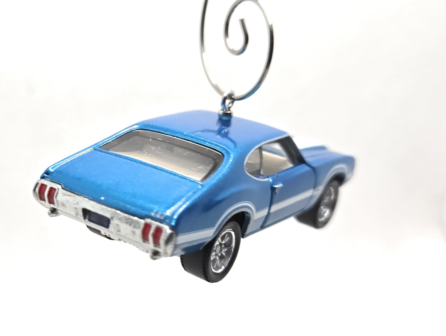 1970 Oldsmobile 442 Blue white Stripe Christmas Ornament