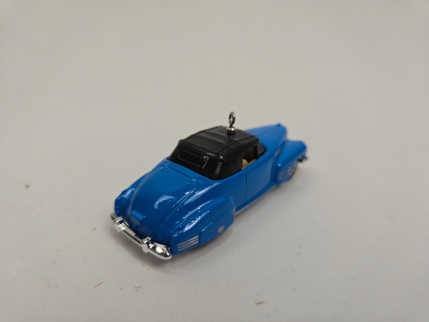 1941 Cadillac Series 62 Coupe Blue Christmas Ornament