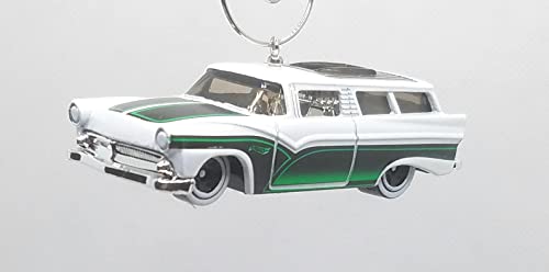 1955 Ford Ranch Wagon 8 Crate White Green Christmas Ornament