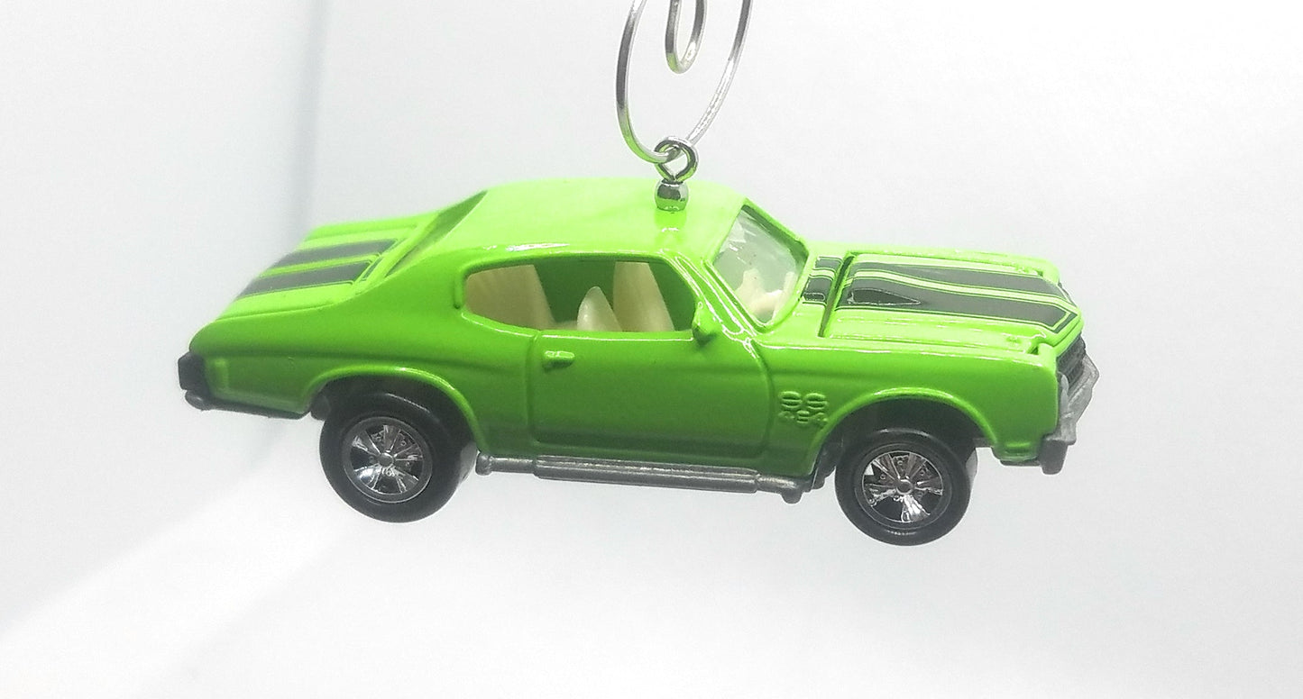 1970 Chevy Chevelle SS Light Green Black Stripe Christmas Ornament
