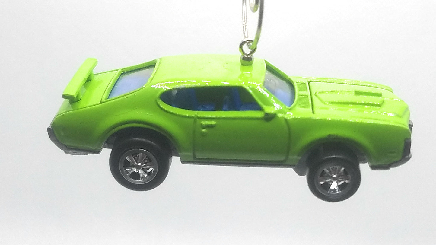 1969 Oldsmobile Olds 442 Green Christmas Ornament