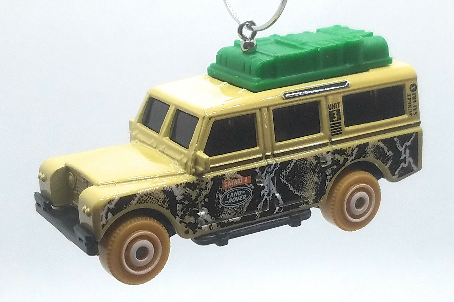 1965 Land Rover Gen II Safari Beige Green Christmas Ornament