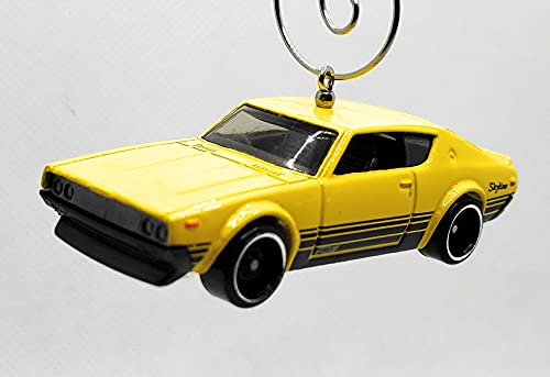 Nissan Skyline 2000 GTR Yellow Christmas Ornament