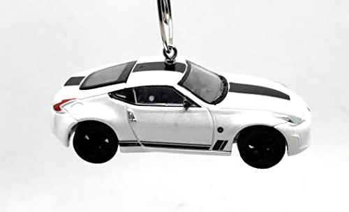 2019 Nissan 370Z Heritage Edition White Christmas Ornament