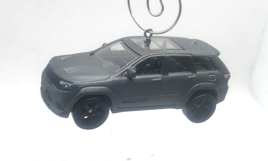 Jeep Grand Cherokee Trailhawk Gray Christmas Ornament