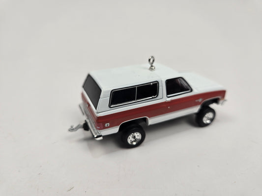 1984 Chevy K5 Blazer White Red Christmas Ornament