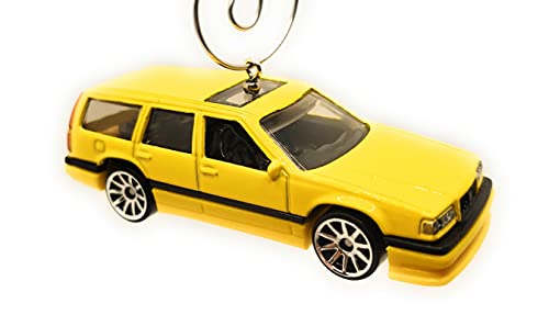 for Volvo 850 Estate Wagon  Yellow Christmas Ornament