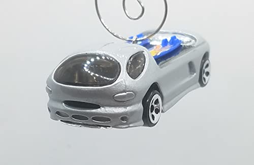 Deora II Silver Christmas Ornament