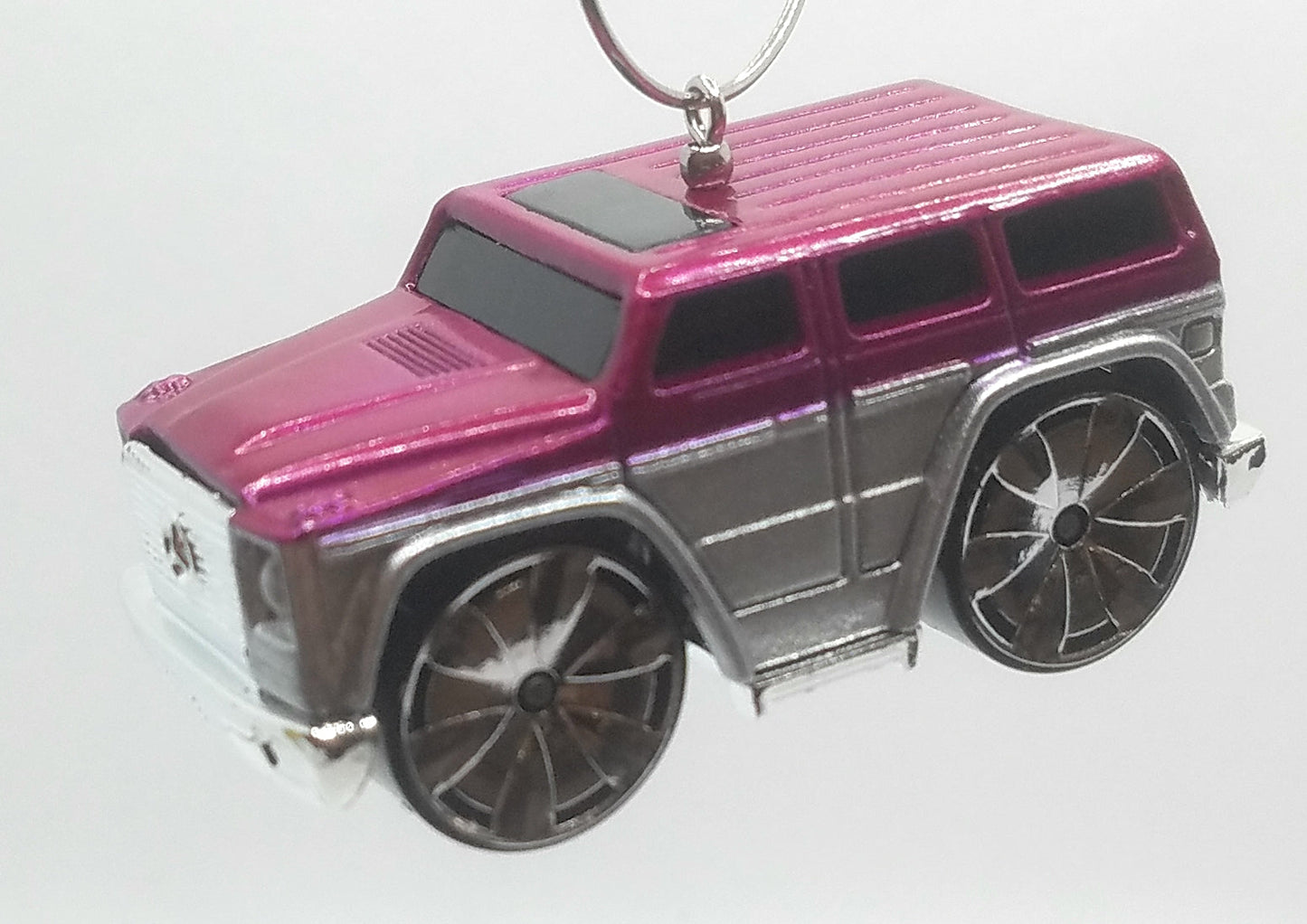 Mercedes-Benz G500 Purple Silver Christmas Ornament