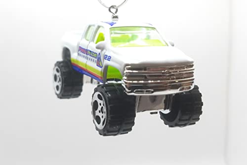 1999 Chevy Silverado 4x4 White Green Christmas Ornament