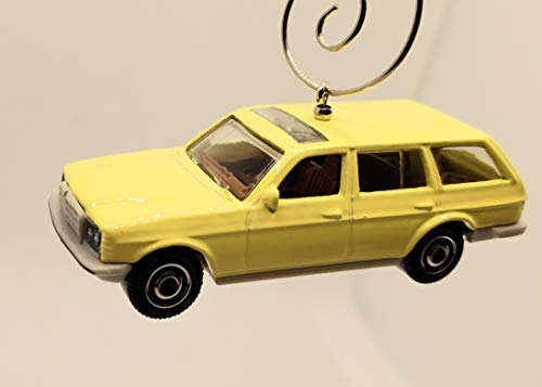 Mercedes-Benz S123 Station Wagon  Yellow Christmas Ornament