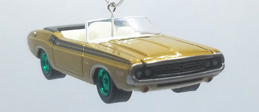 1971 Dodge Challenger 340 Convertible Gold/White Interior Green Rims Ltd Ed Christmas Ornament