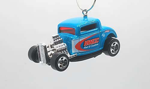 1932 Ford Roadster Teal Christmas Ornament