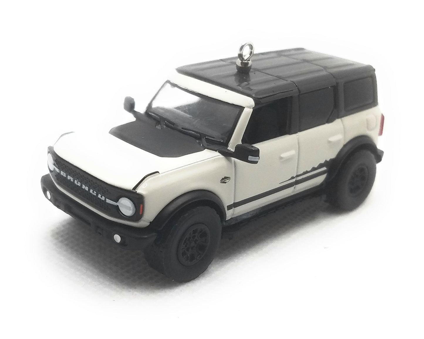 2021 Ford Bronco Wildtrak White & Black Christmas Ornament