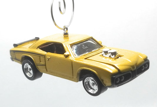 1970 Dodge Super Bee Gold Christmas Ornament