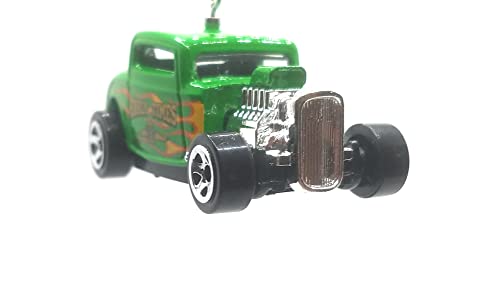 1932 Ford Roadster Green Christmas Ornament