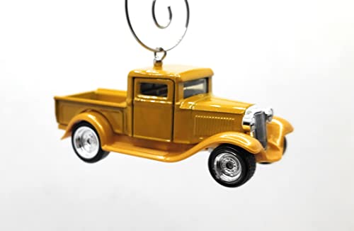 1932 Ford Pickup Gold Christmas Ornament